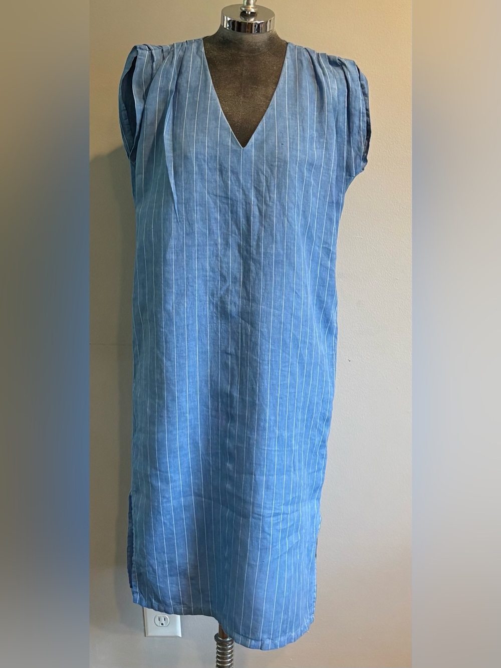 120% Lino Linen Sheath Dress Comes with Belt. Size 6 (38)